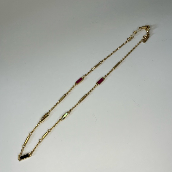 Modern 11” gold tone necklace - Picture 7 of 9